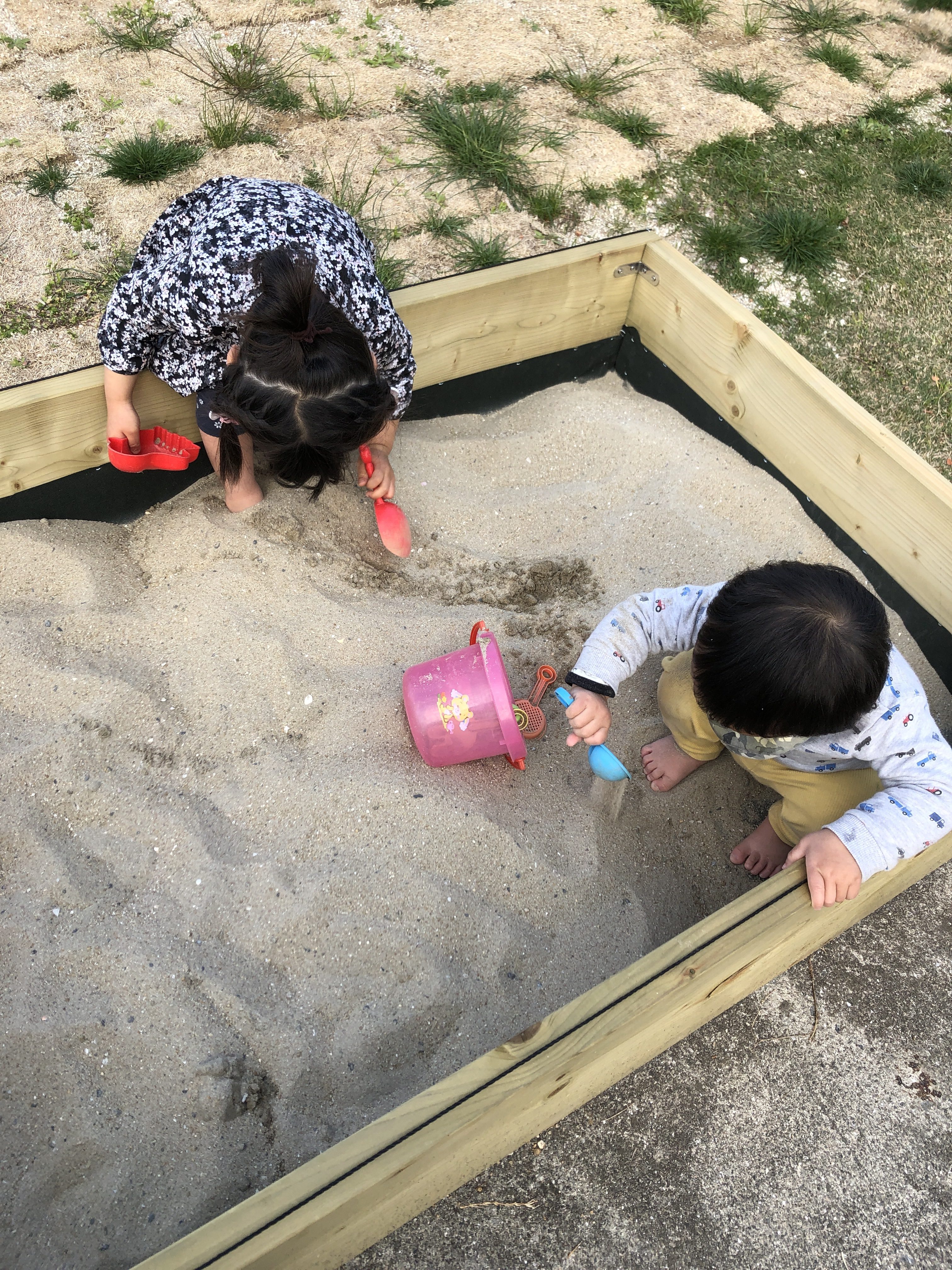 砂場をdiyしよう 子どもが夢中になります Wakuwaku Kids わくわくキッズ